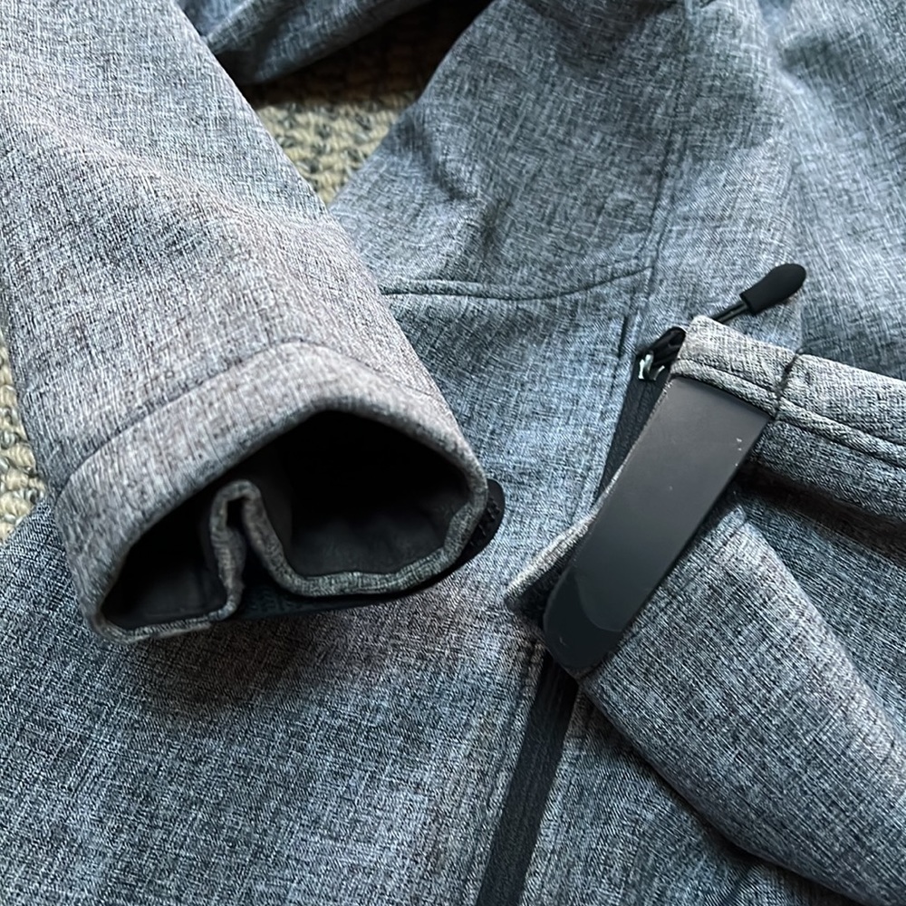 Mens Soft Shell Athletic Jacket - image 7